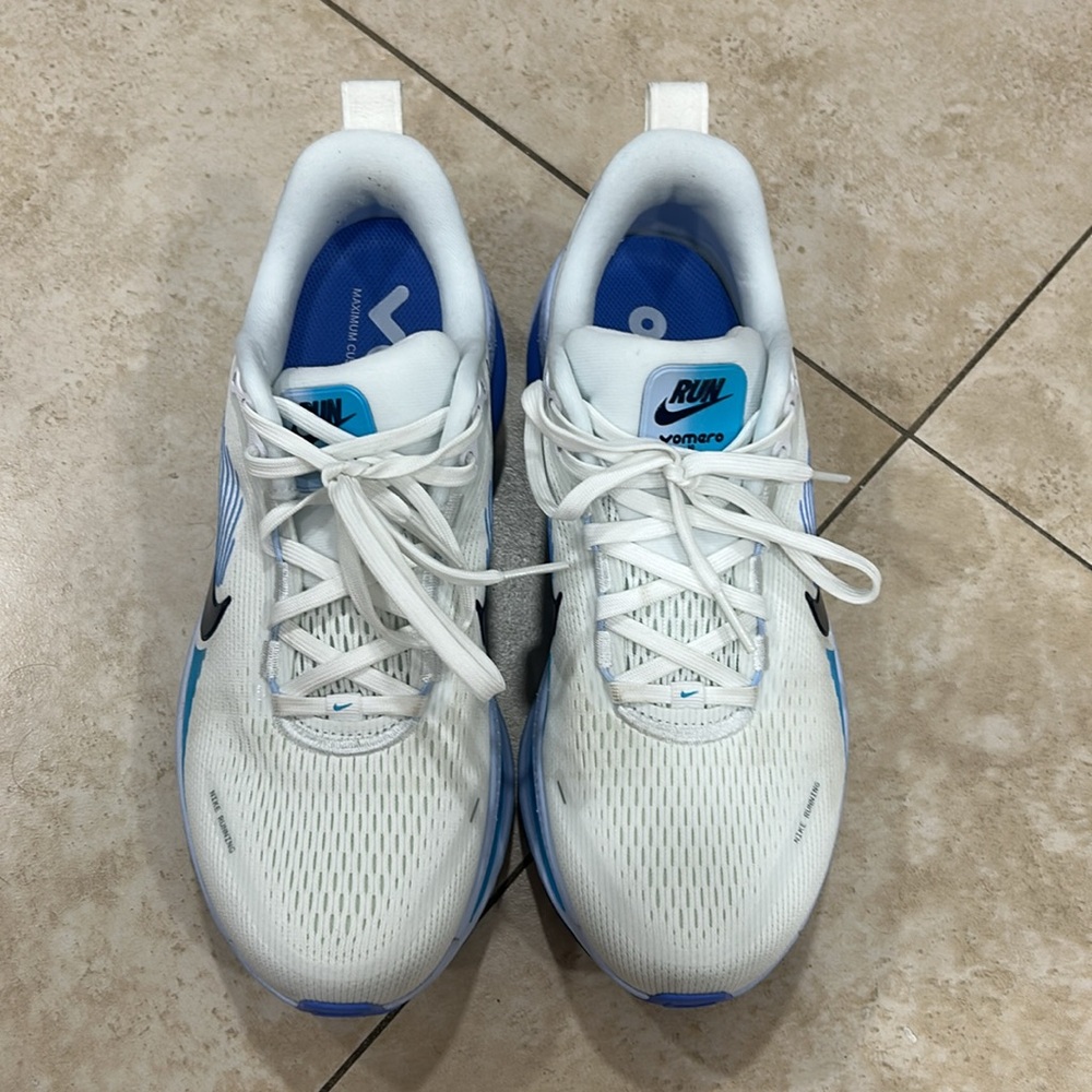 Nike Women’s Vomero 18 - Picture 6 of 7